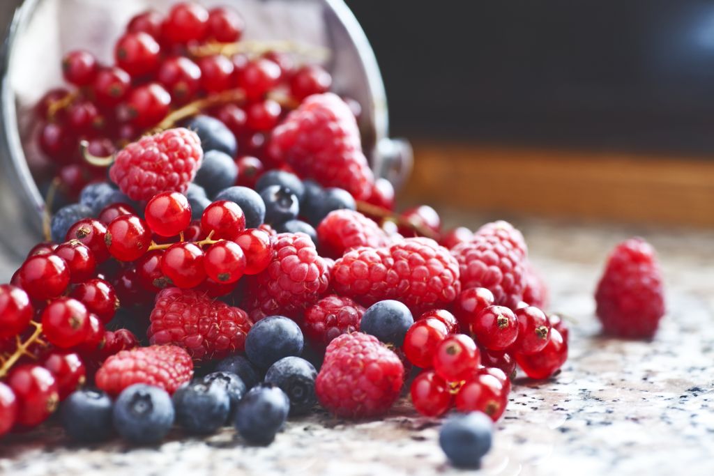 Johannisbeeren, Himbeeren und Blaubeeren